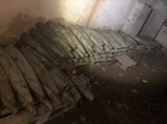 На Харьковщине в школе нашли брошенный россиянами склад боеприпасов: Находку передали ВСУ