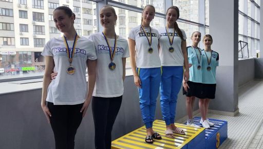 Харківські синхроністки привезли 11 нагород з чемпіонату України