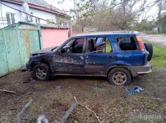 Россияне охотятся на гражданские авто на Харьковщине: в Слатино уничтожены два автомобиля