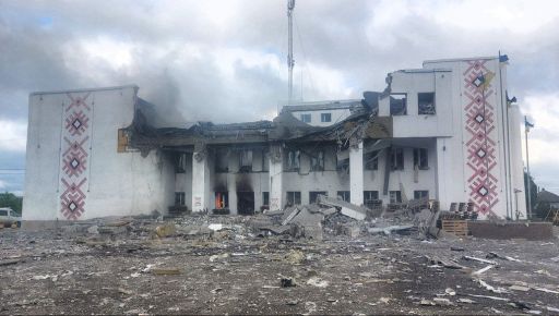 Стекло было в глазах: Human Rights Watch опросили свидетелей обстрела Дергачевского РДК на Харьковщине