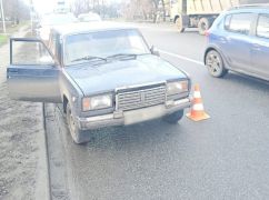 Под Харьковом водитель сбил двух пенсионерок