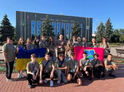 Діти з Ізюма вирушили на відпочинок до Латвії