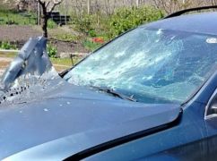 У Золочеві російський дрон вдарив по цивільному авто (ФОТОФАКТ)