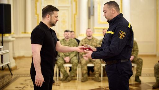 Зеленський нагородив орденом рятувальника з Харківщини