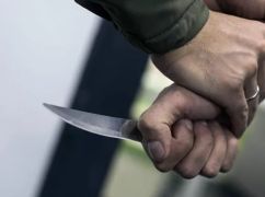 На Харківщині чоловік у сварці зарізав знайомого: суд дав 7 років тюрми