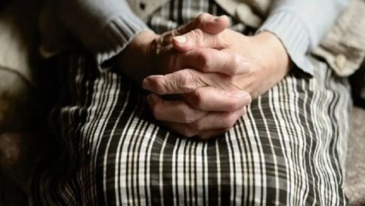 У Харкові львів'янин пограбував 68-річну жінку на "побаченні" у неї вдома