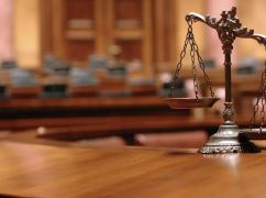 В Полтаве осудили харьковчан, которые вынесли сейф и товар из супермаркета на 800 тыс. грн