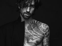 Харьковский певец Дантес откровенно рассказал о дебюте в кино и внутренних изменениях