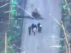 Із Куп&rsquo;янська евакуювали шістьох людей: цивільні понад 20 км йшли пішки за дроном