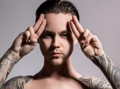 Харківський співак Пивоваров поділився архівними фото з дитинства