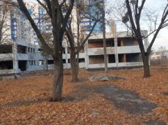 В Харькове выставили на аукцион разрушенное обстрелами здание за 77 млн грн