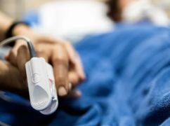 Сьома жертва внаслідок обстрілу Мерефи: у лікарні помер поранений чоловік