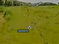 Пограничники показали, как уничтожают российских штурмовиков возле Артельного в Харьковской области