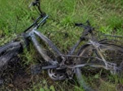На Харківщині російський FPV-дрон атакував велосипедиста