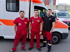 В Харькове медики "скорой" спасли жизнь 51-летнему мужчине