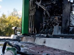 Патрульні показали перші кадри з місця вчорашнього удару по АЗС у Харкові