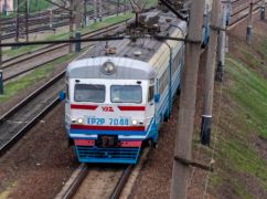 Укрзализныця сообщила о значительных задержках пригородных поездов на Харьковщине