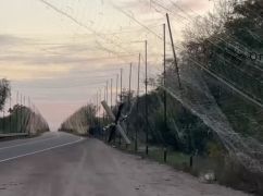 Российский "Ланцет" попал в антидроновую ловушку на дороге в Харьковской области
