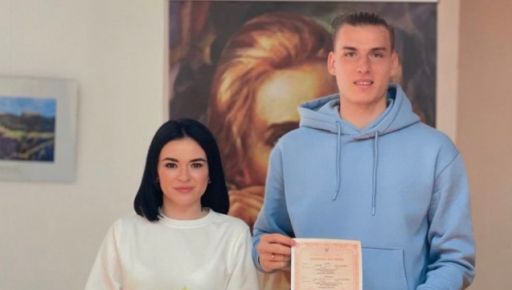 Свадьба Луниных в спортивных костюмах: жена вратаря с Харьковщины раскрыла причину