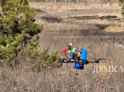 Загарбники обстріляли відділення "Нової пошти" під Харковом: кадри з місця