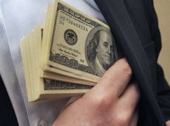 У військкоматі пояснили, за яку послугу офіцер ТЦК взяв $500