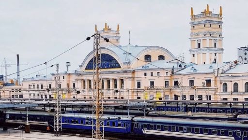 Поїзд з Харкова не доїде до Ясіні: пасажирів пересадять на автобус