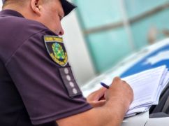 На Харьковщине пьяный водитель нарушал ПДД и пытался подкупить полицейских