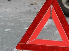 В Харькове произошло ДТП: Один автомобиль перевернулся