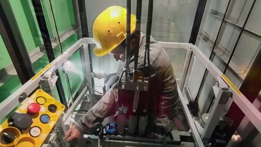 У Харкові містян просять не користуватися ліфтами