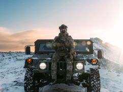 На Волчанском направлении появился кошачий патруль: видео от военных