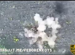 Россияне притворяются мертвыми под ударами дронов: Видео боя от 92 бригады