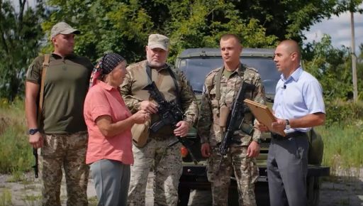 В Харьковской области пенсионерка подарила военным авто, которое полгода прятала от оккупантов