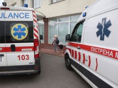 На Харківщині окупанти травмували жінку, яка поралася на городі