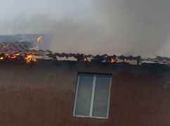 На Харьковщине молния попала в частный дом