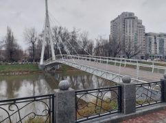 На водоймах Харківщини через екологічну небезпеку встановлюють бонові загородження