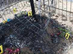 В Харьковской области вынесли приговор женщине, которая подожгла могилу защитника