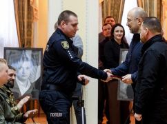 Полицейский из Харьковской области получил государственную награду за оборону родного поселка