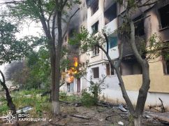 У Куп'янську з палаючого будинку врятували літню жінку: світлини з місця