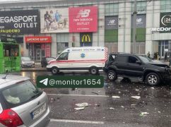 В Харькове после ДТП с троллейбусом госпитализировали 6 человек
