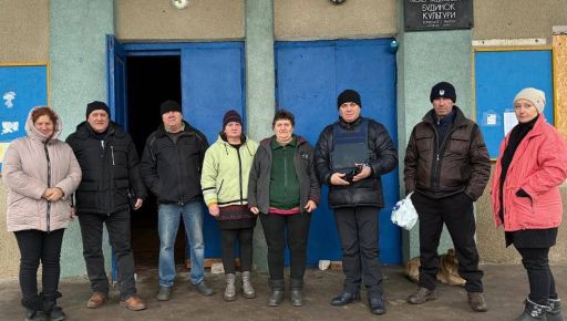 В Харьковской области делопроизводитель старостата смог под обстрелами доставить гуманитарку в село без света, газа и связи