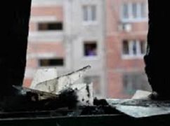 Обстріли лінії зіткнення: На Харківщині рашисти зруйнували житло, спалахнули пожежі