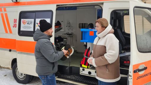 Німецькі благодійники передали громаді на Харківщині автомобіль швидкої допомоги