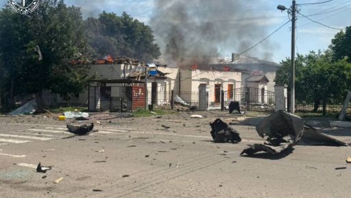 В Балаклее оккупанты повредили спорткомплекс и многоэтажку - прокуратура