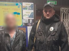 У Харківській області поліція розшукала чоловіка, який заблукав у лісі
