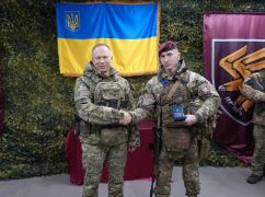 Артилерист із Харківщини отримав "Хрест хоробрих" від Головнокомандувача ЗСУ