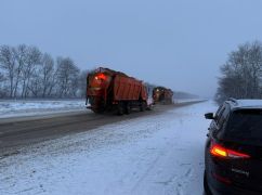 На Харківщині поліція врятувала фуру з крижаної пастки