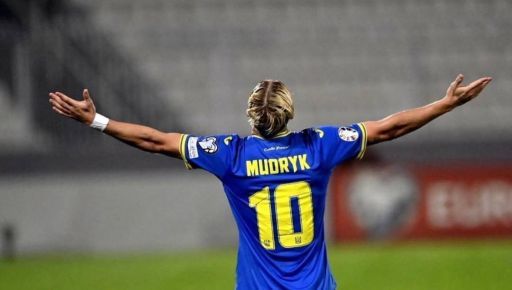 Харківський вінгер Мудрик уперше за місяці публічно звернувся до вболівальників