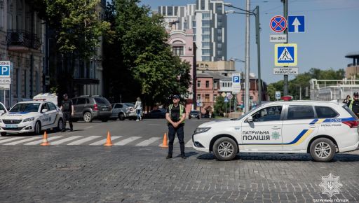 У Харкові обмежили рух транспорту на місці влучання російської ракети