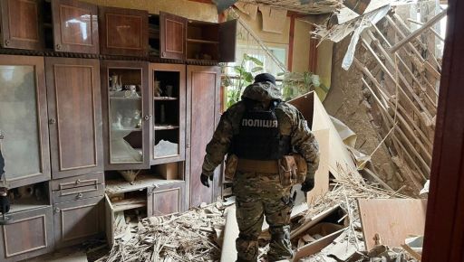 Полиция показала кадры разрушенных домов после обстрела на Харьковщине