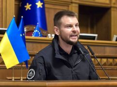 Харьковский нардеп Александр Бакумов: Рада может рассмотреть законопроект об огнестрельном оружии в течение месяца